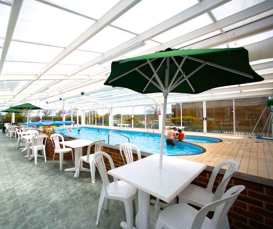Orchards Holiday Park Cowes  Extérieur photo